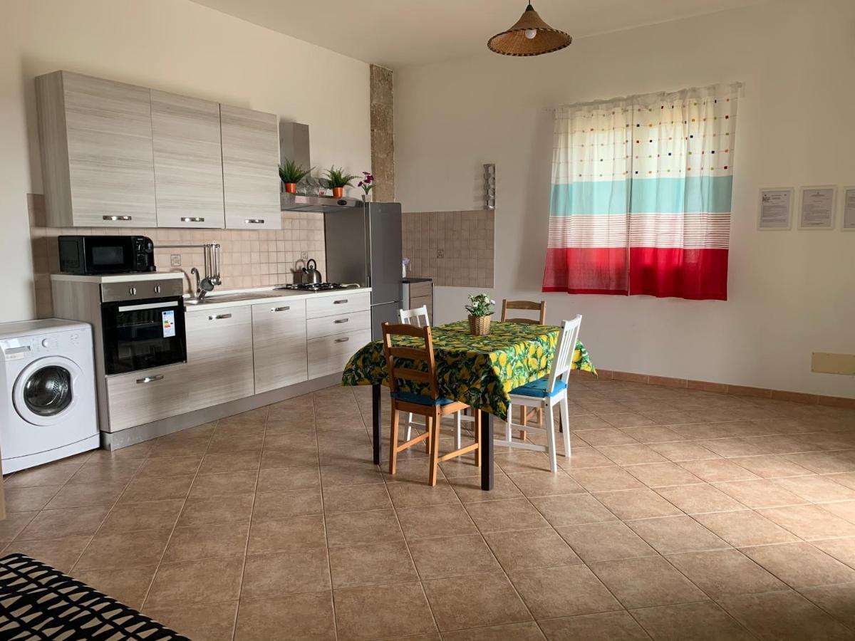 Agriturismoeloropizzuta Lido di Noto Eksteriør bilde