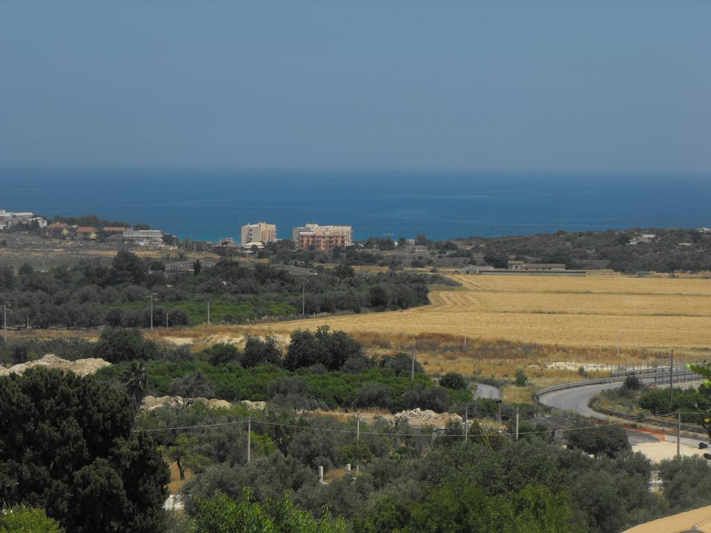 Agriturismoeloropizzuta Lido di Noto Eksteriør bilde