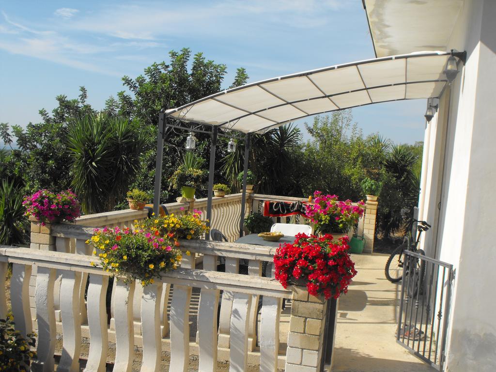 Agriturismoeloropizzuta Lido di Noto Eksteriør bilde