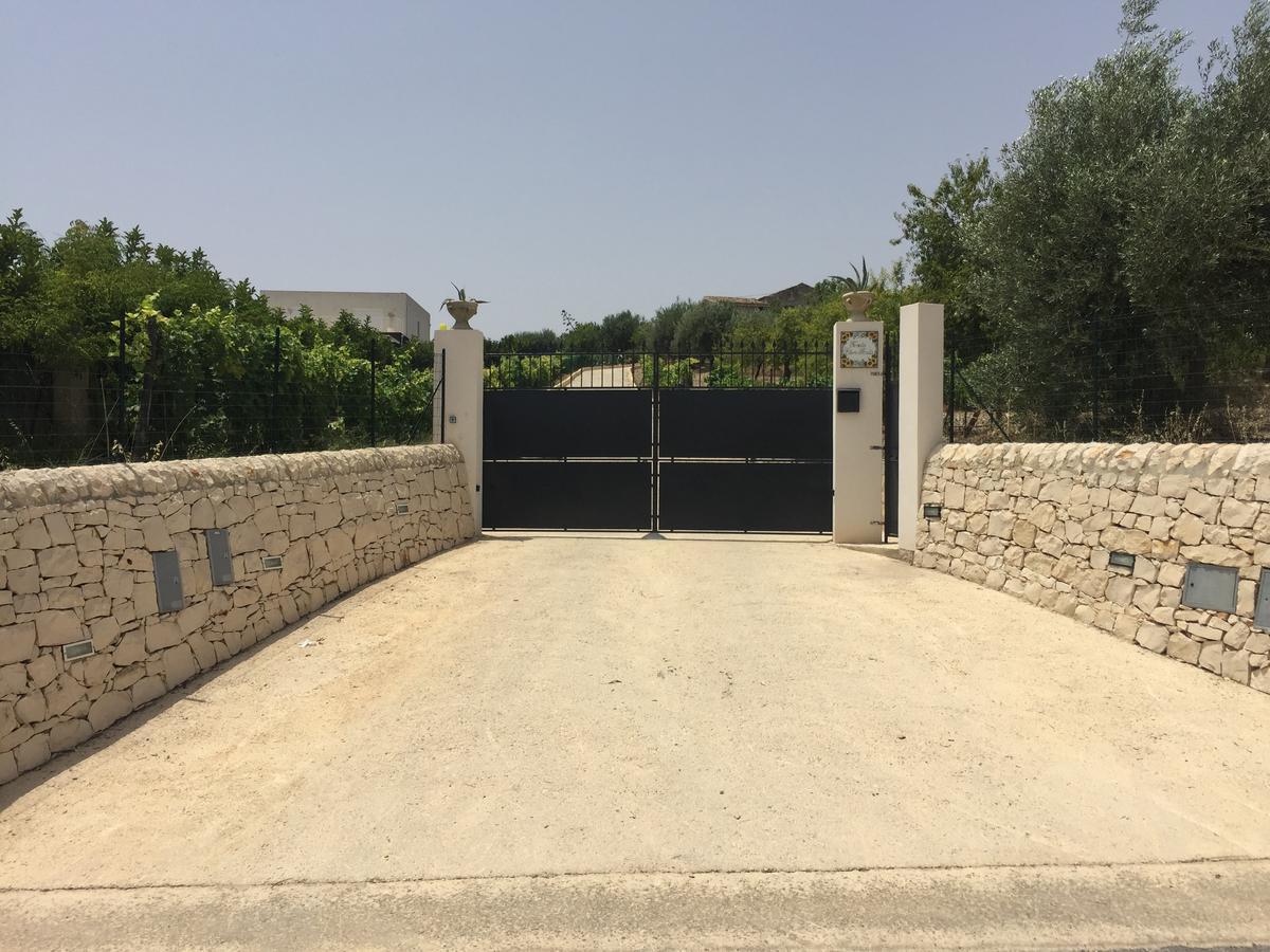 Agriturismoeloropizzuta Lido di Noto Eksteriør bilde