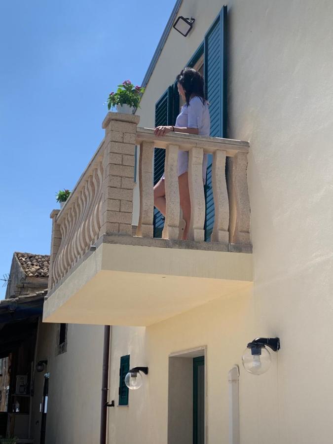 Agriturismoeloropizzuta Lido di Noto Eksteriør bilde